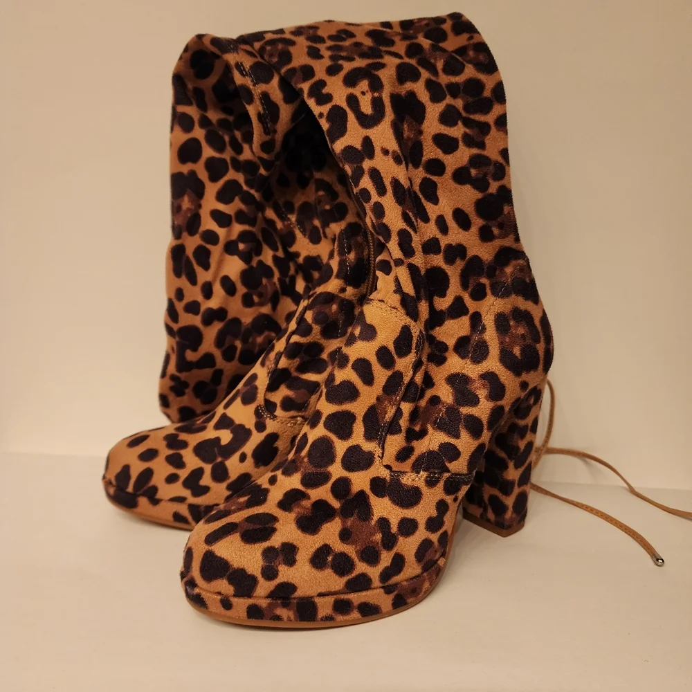 Gianni Bini Leopard Print Over the Knee Platform Boots Size 7.5